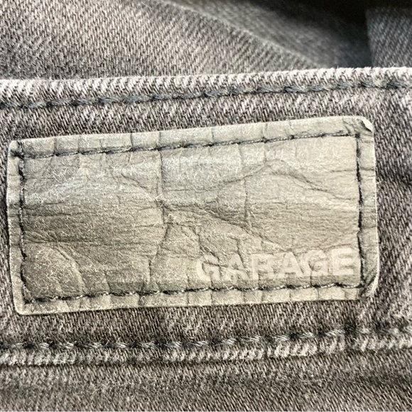 Garage Denim~Women’s/Juniors Super Skinny Distressed Black Jeans with Holes~Sz 7 - Picture 13 of 13